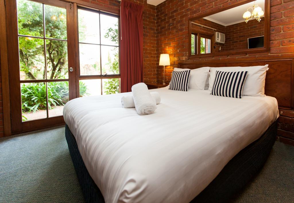 Armour Motor Inn Beechworth Exterior photo